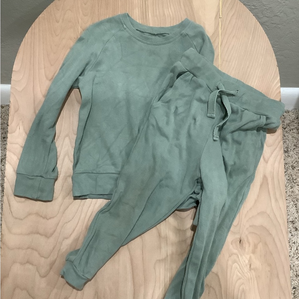 Green Jogger Set